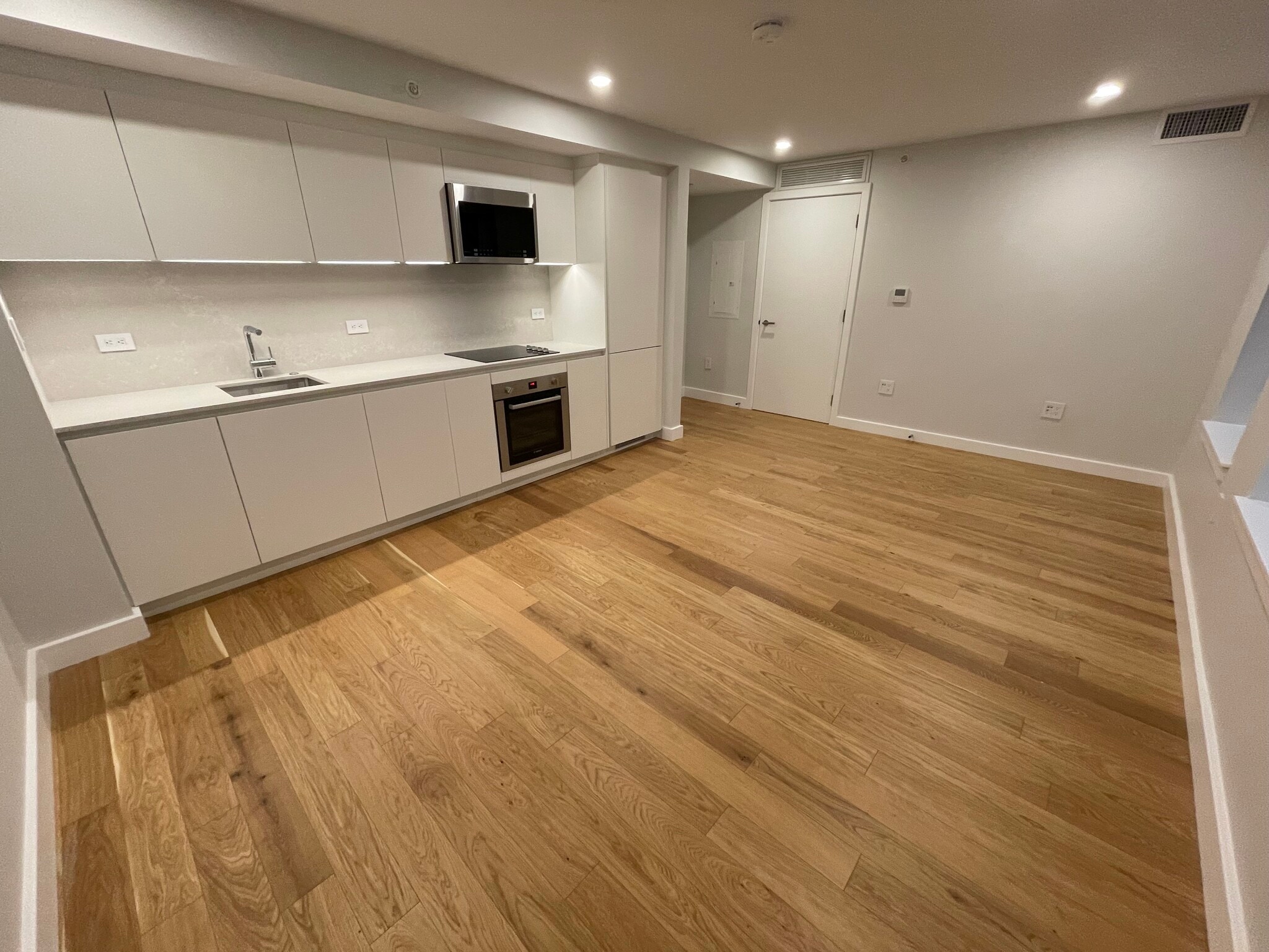 Building Photo - 16 Fleet St