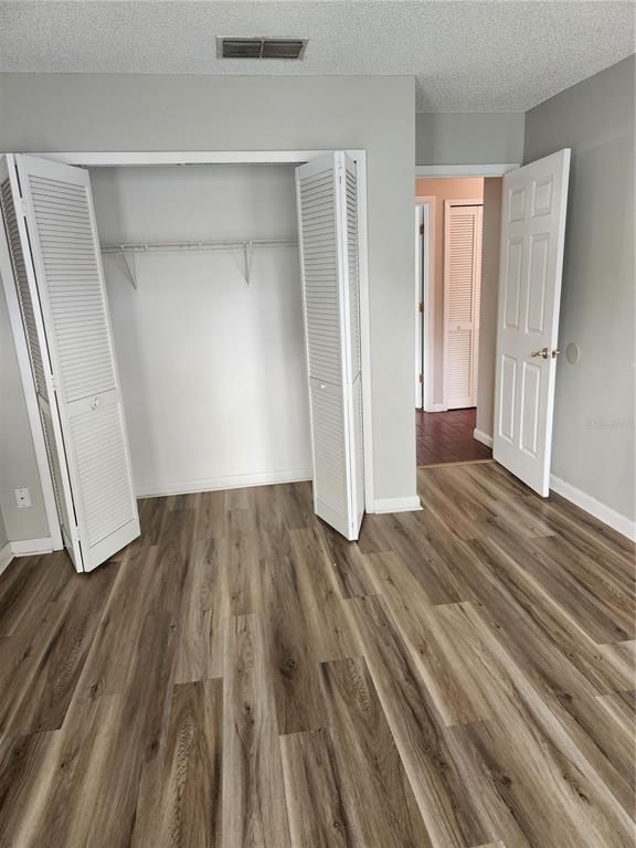 Building Photo - 150 Abbey Hollow Dr