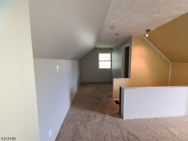 Building Photo - 2 Coursen St
