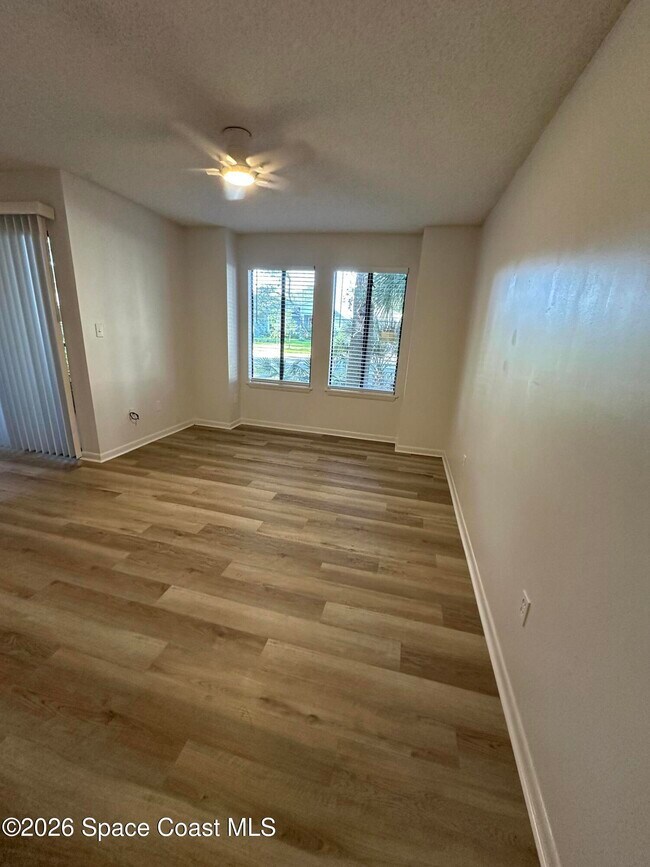 Building Photo - 3550 Sable Palm Ln