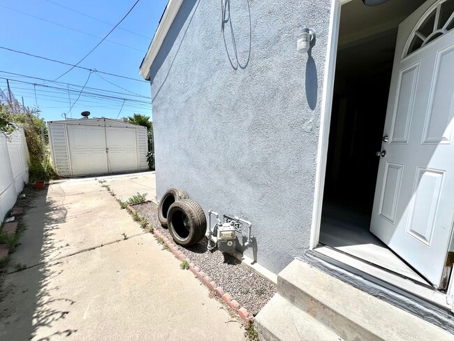 Building Photo - Nice Single Family Home in Bellflower