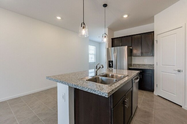 Building Photo - 2664 E Rosario Mission Dr