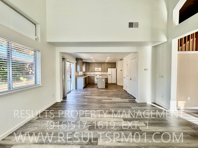 Building Photo - Beautiful Remodeled 4 Bedroom Citrus Heights Beauty!