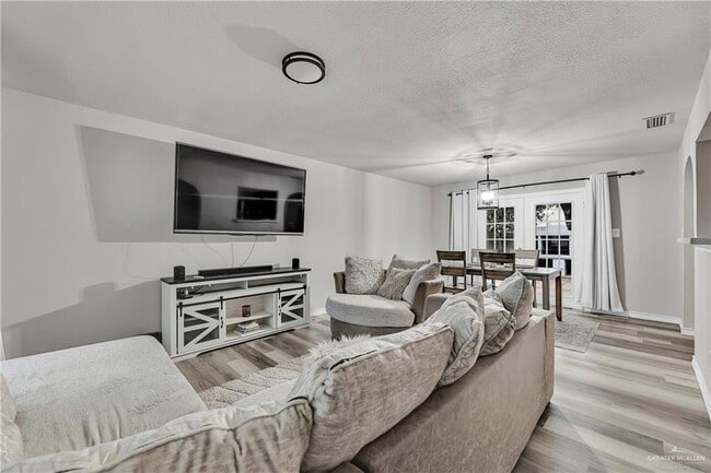 Building Photo - 3413 N 22nd St