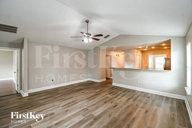 Building Photo - 8006 Welbeck Ln