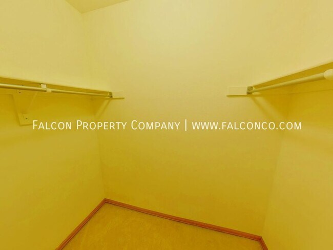 Building Photo - 4883 Jedediah Smith Rd