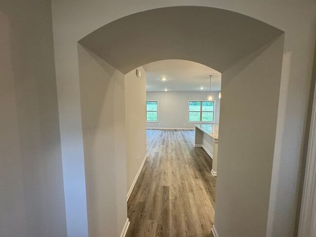 Building Photo - New construction home with move in special!