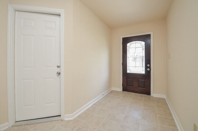 Building Photo - 14315 Branchwater Ln