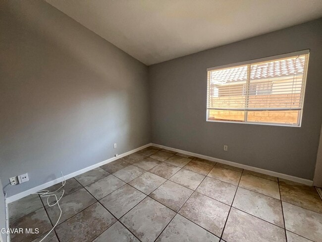 Building Photo - 39821 Milan Dr