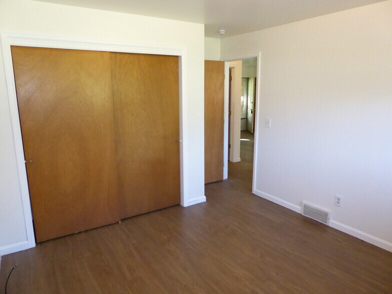 Building Photo - 808 Horizon Ave