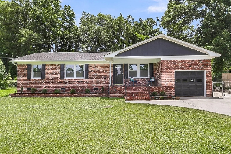 Primary Photo - 6305 Lucille Dr