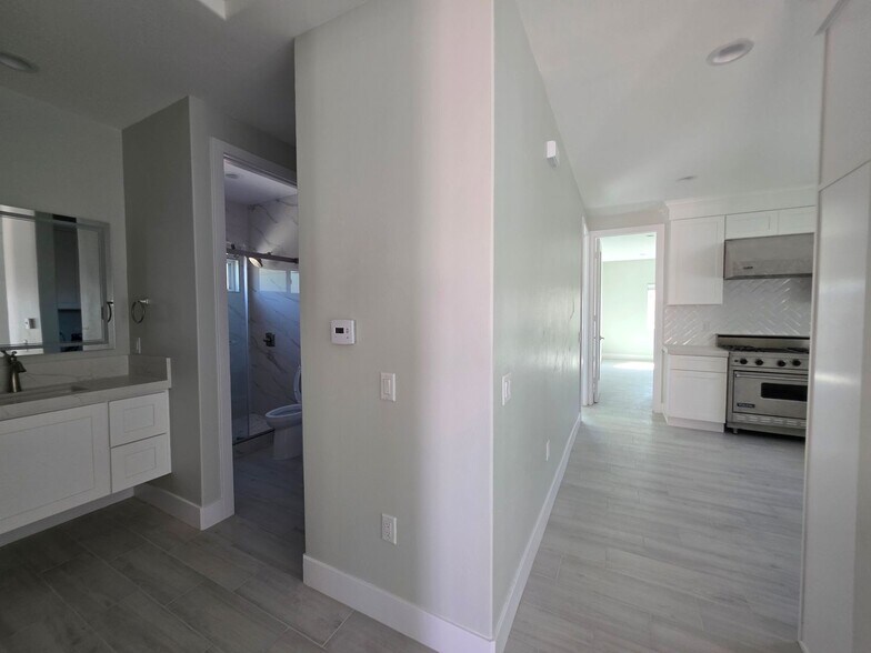 Building Photo - 12416 Lambert Cir