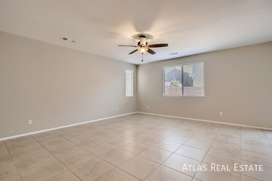 Building Photo - 10646 Mt Blackburn Ave