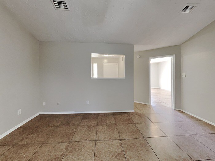 Building Photo - 14835 Shottery Dr