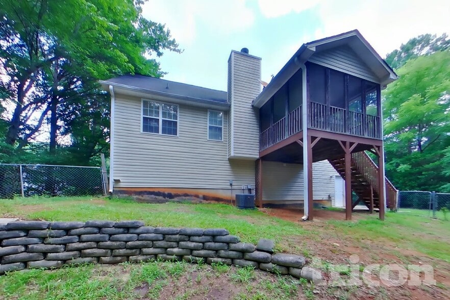 Building Photo - 52 Spencer Ct