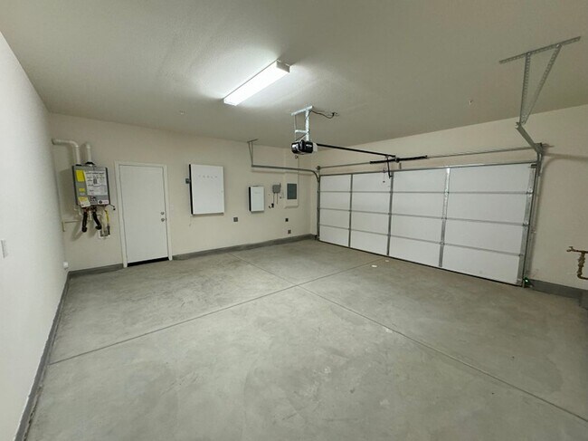 Building Photo - Brand new house at Winchester road in Brand New Willow Springs community - close to everywhere