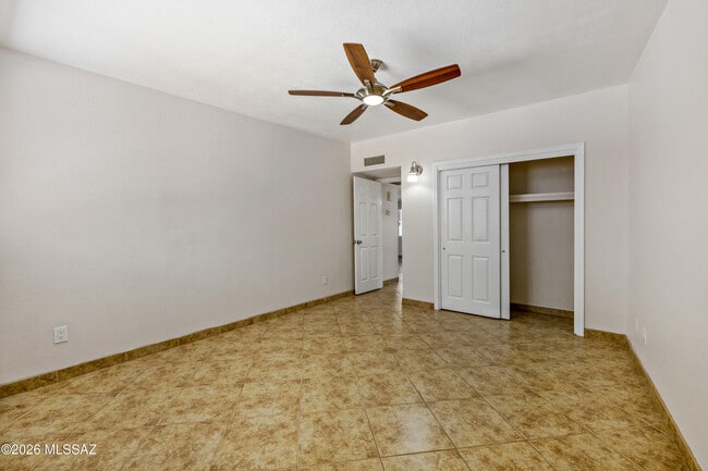 Building Photo - 3362 E Fort Lowell Rd