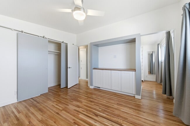 Building Photo - 1346 Phillips Ln