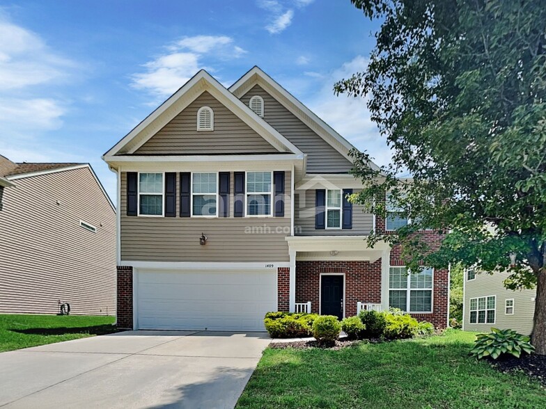 Primary Photo - 1409 Paulonia Way