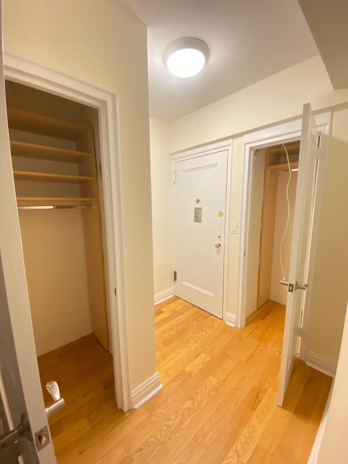 Building Photo - 141 E 56th St