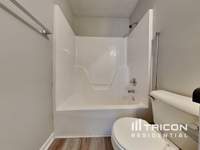 Building Photo - 4575 Bridle Point Pkwy