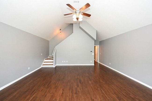 Building Photo - **BEAUTIFUL, WELL-MAINTAINED BRICK HOME ON A LOVELY 0.63-ACRE LOT IN A DESIRABLE NEIGHBORHOOD**