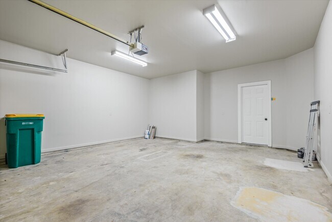 Building Photo - 2635 Katie Harbor Dr