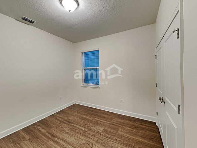 Building Photo - 4719 Reisswood Loop