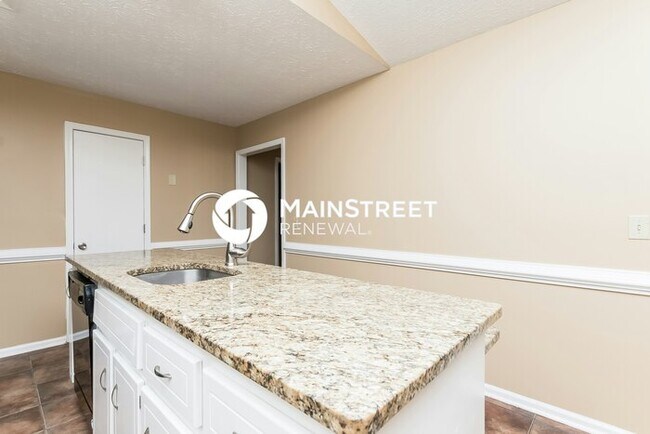 Building Photo - 3 Bedroom Pet-Friendly Home in Woodstock, GA with Main Street Renewal