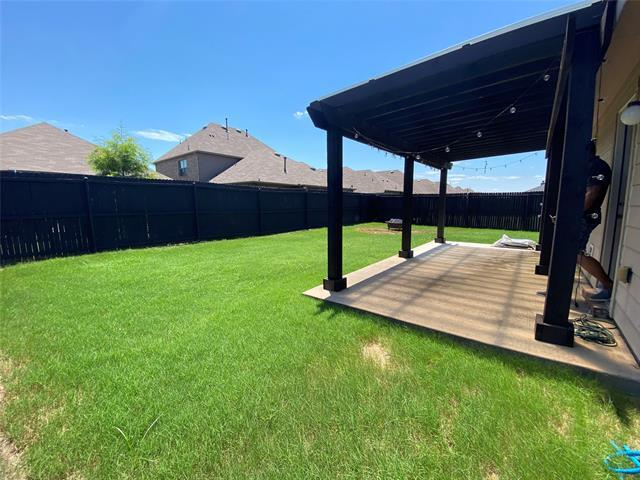 Building Photo - 848 Lake Forest Trl