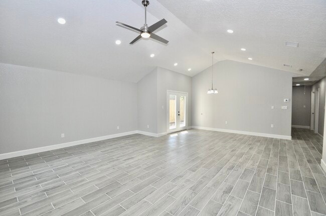 Building Photo - 734 Hambrick Ct