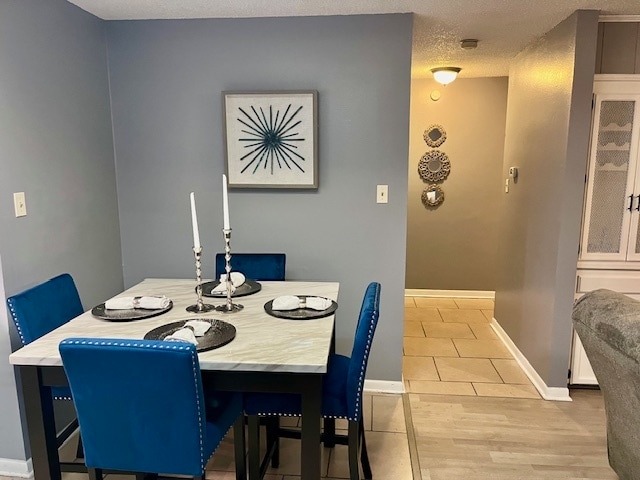 Building Photo - 2631 Manchester Dr