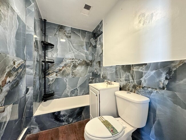 Building Photo - 3906 Tularosa Ave