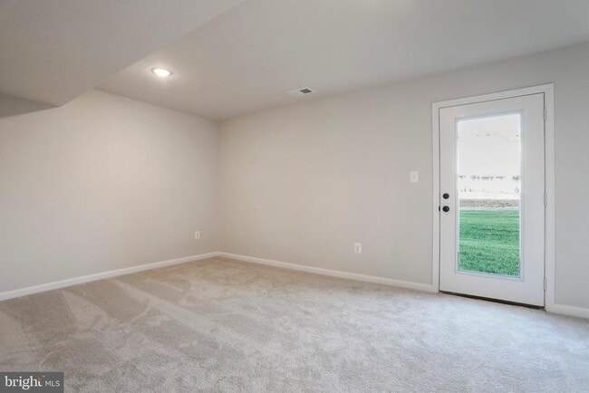 Building Photo - 62 Thrower Rd