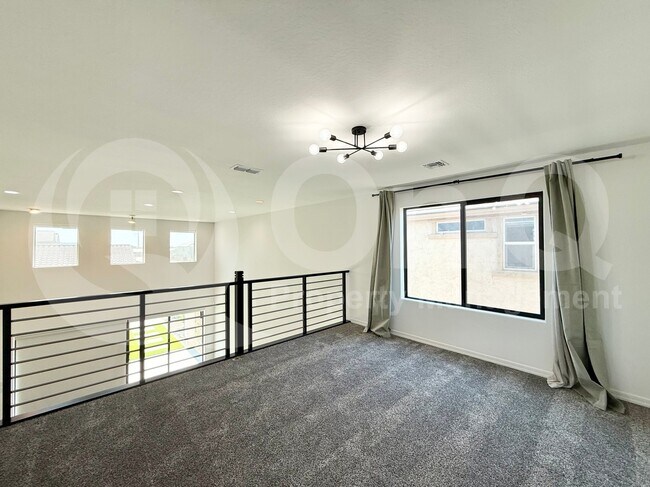 Building Photo - 9030 S 67th Dr
