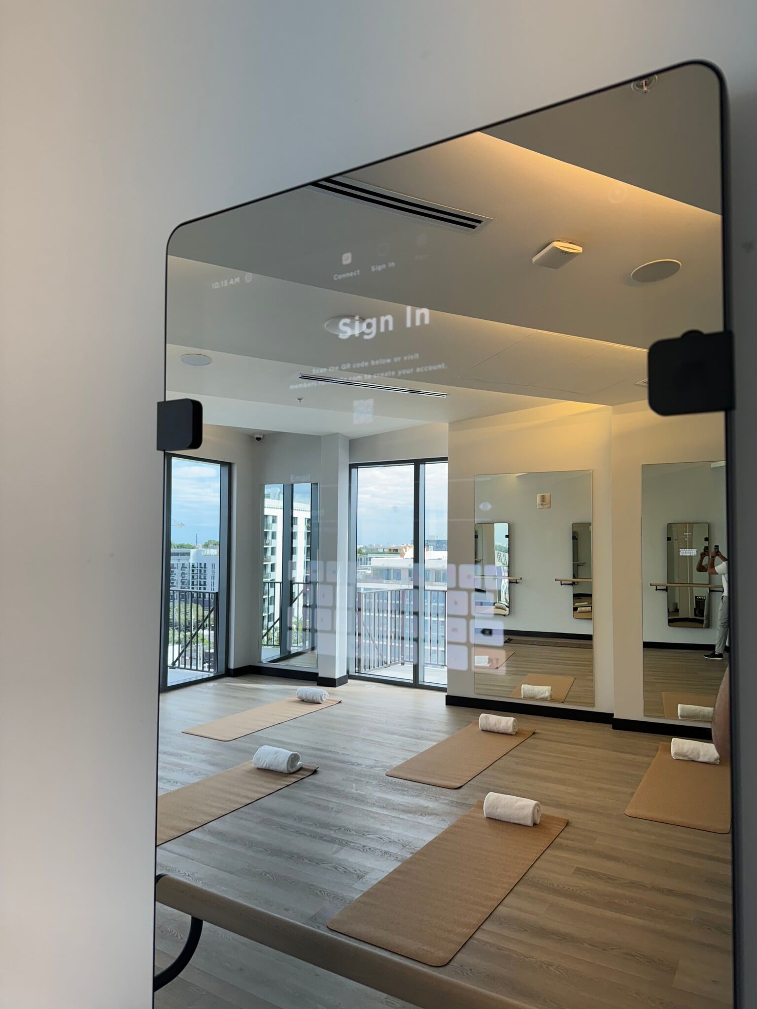 Building Photo - 122 NE 23rd St