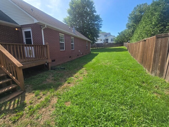 Building Photo - Conveniently located 3br/2ba house in Maryville