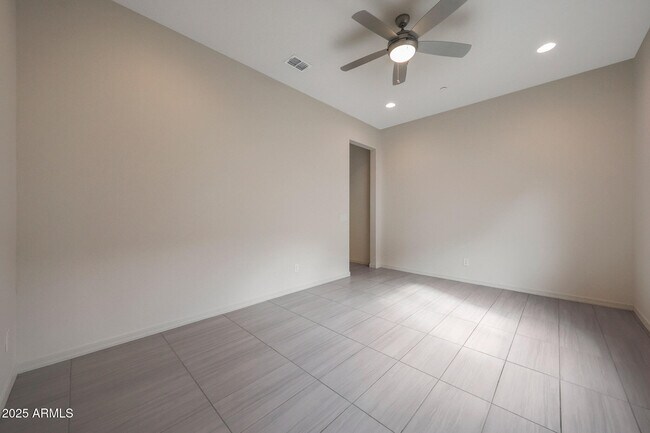Building Photo - 32360 N 133rd Dr