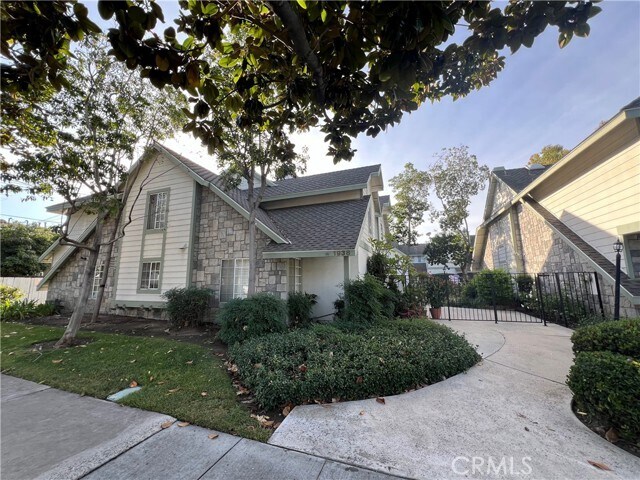 Primary Photo - 1938 W Culver Ave