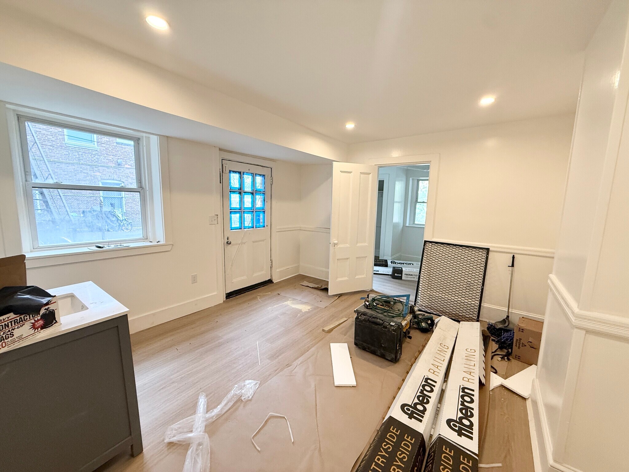 Building Photo - 1726 Beacon St