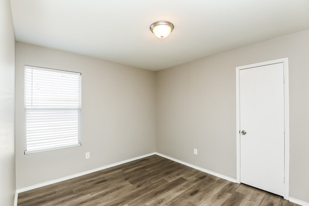 Building Photo - 6605 Meadow Way Ln