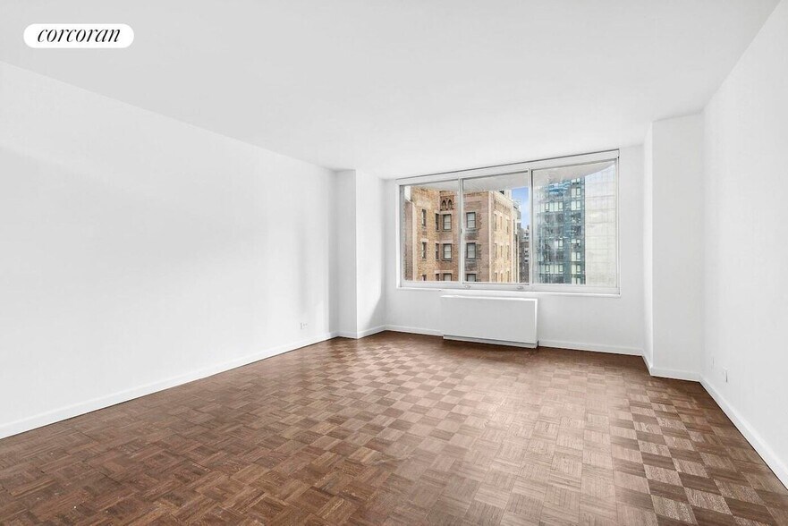 Building Photo - 145 E 48th St