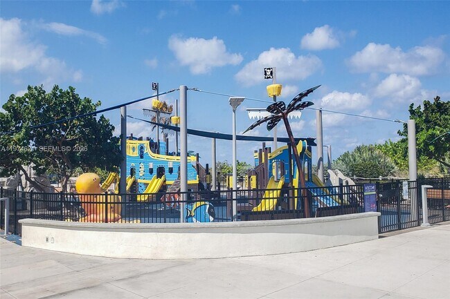 Building Photo - 8430 Harding Ave