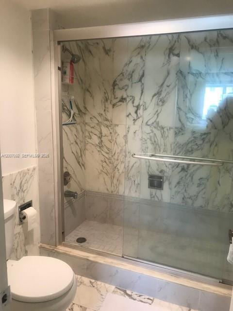 Building Photo - 5100 N Ocean Blvd