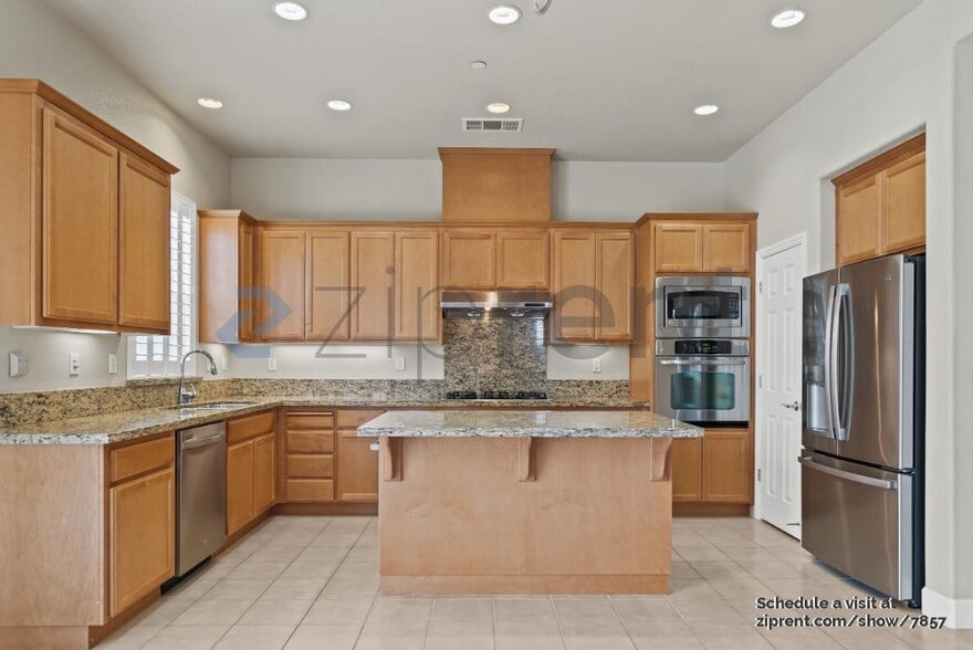 Building Photo - 213 Marbella Ln