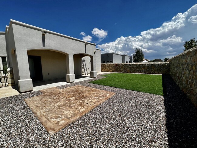 Building Photo - 14820 Harry Flournoy