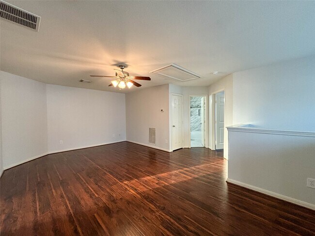 Building Photo - 6023 Indian Creek