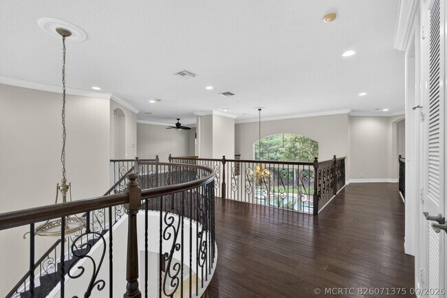 Building Photo - 625 Glenfield Way