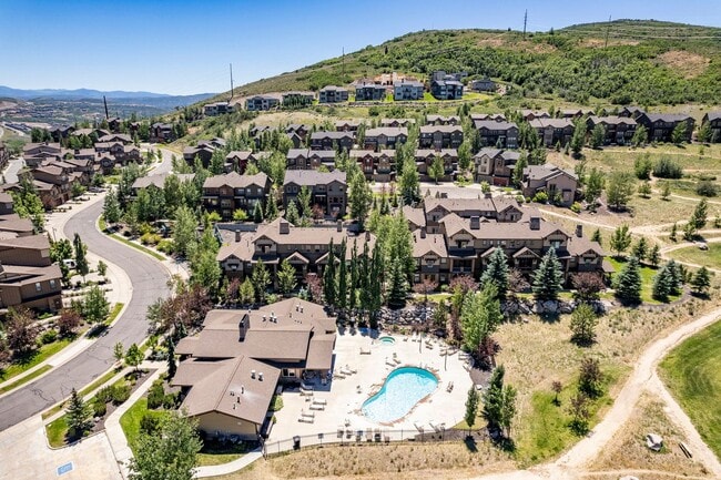 Building Photo - Fully Furnished Mountain Modern Twin Home ...