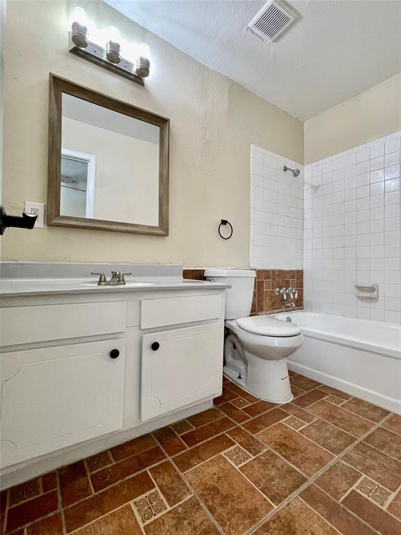 Building Photo - 12206 Northwood Forest Dr